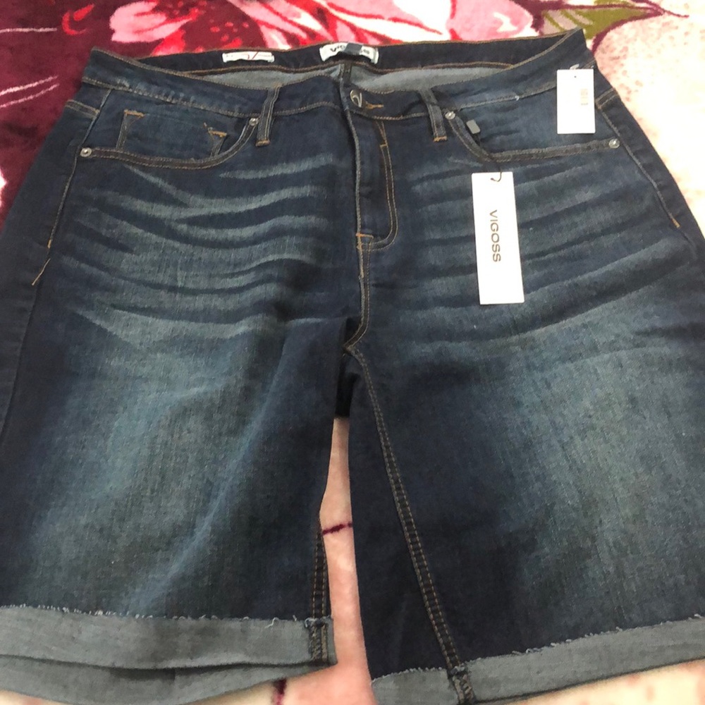 Womens Vigoss Ace Bermuda Shorts 14W NWT‎